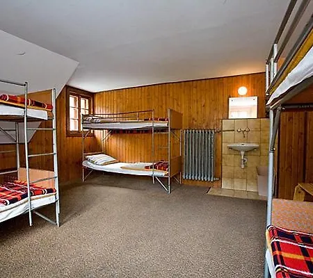 Schronisko Pttk Samotnia Hostel *