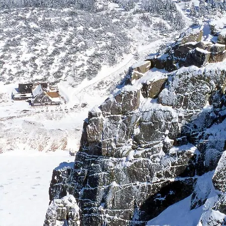 Schronisko Pttk Samotnia Auberge de jeunesse Karpacz